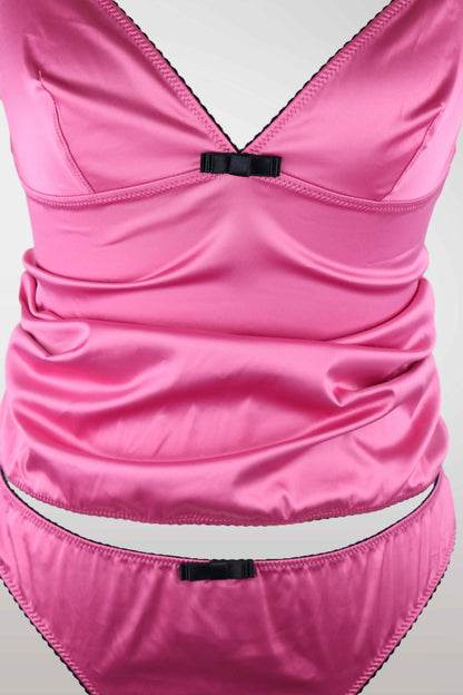 D&G Fuchsia Satin Set