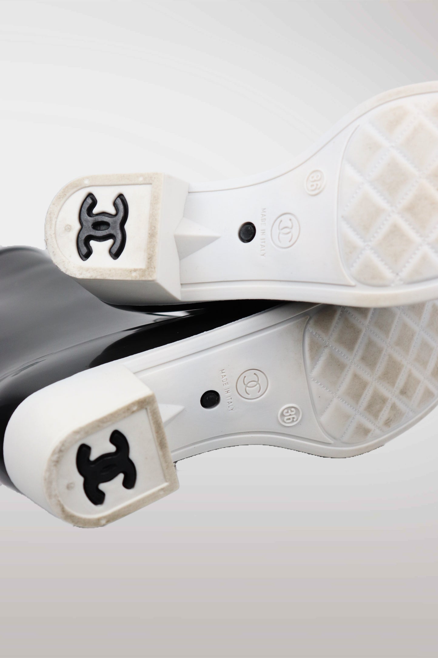 Chanel 'CC' Rain Boots | EU36